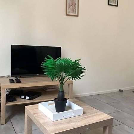 Jolie Studio En Centre Ville Châteauroux 외부 사진