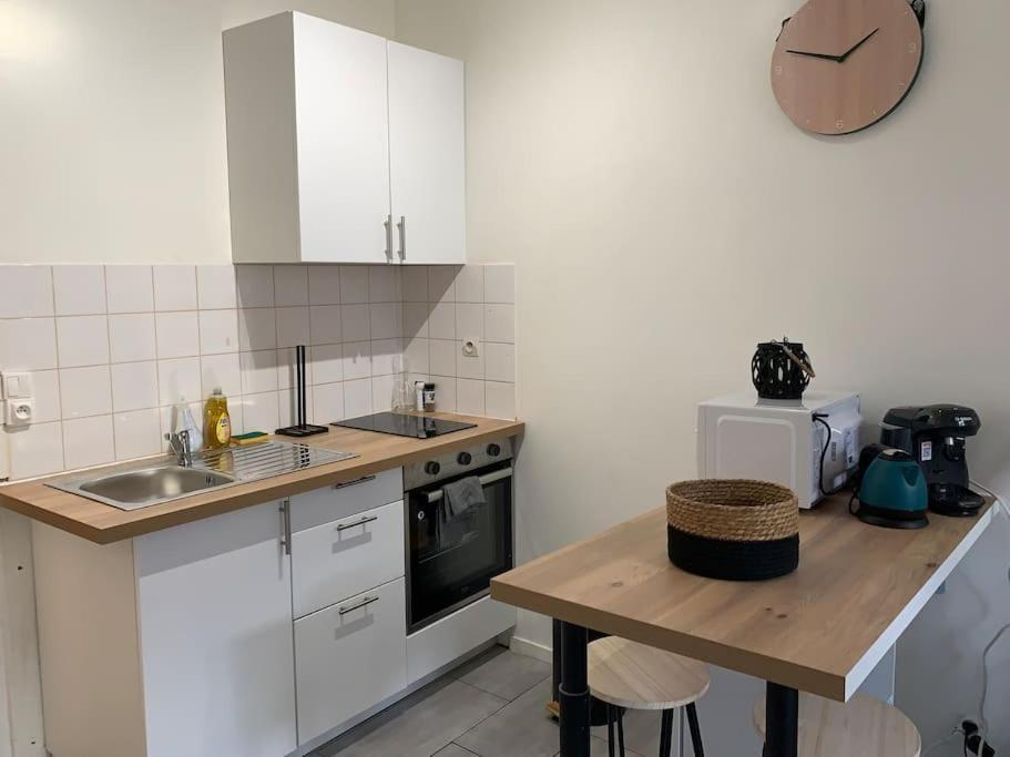 Jolie Studio En Centre Ville Châteauroux 외부 사진